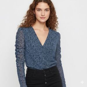 Dynamite | Blue Leopard Cropped Wrap Airy Bold Blouse With Ruched Sleeves